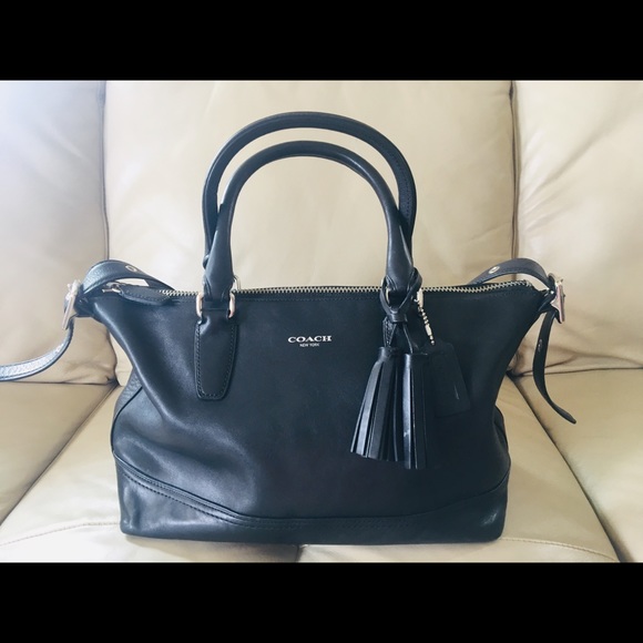 Coach Handbags - Coach leather bag